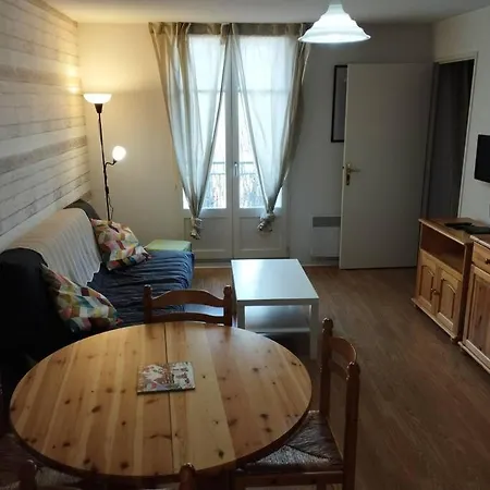Appartement 5 Personnes Centre De Luchon Bagneres-de-Luchon Exterior photo