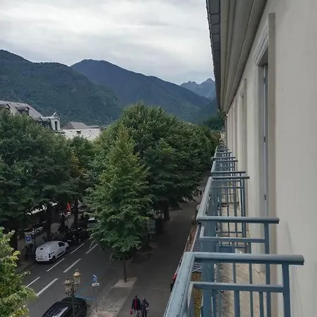 Appartement 5 Personnes Centre De Luchon Bagneres-de-Luchon Exterior photo